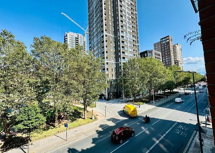 Unique Studio Flat In City 1110