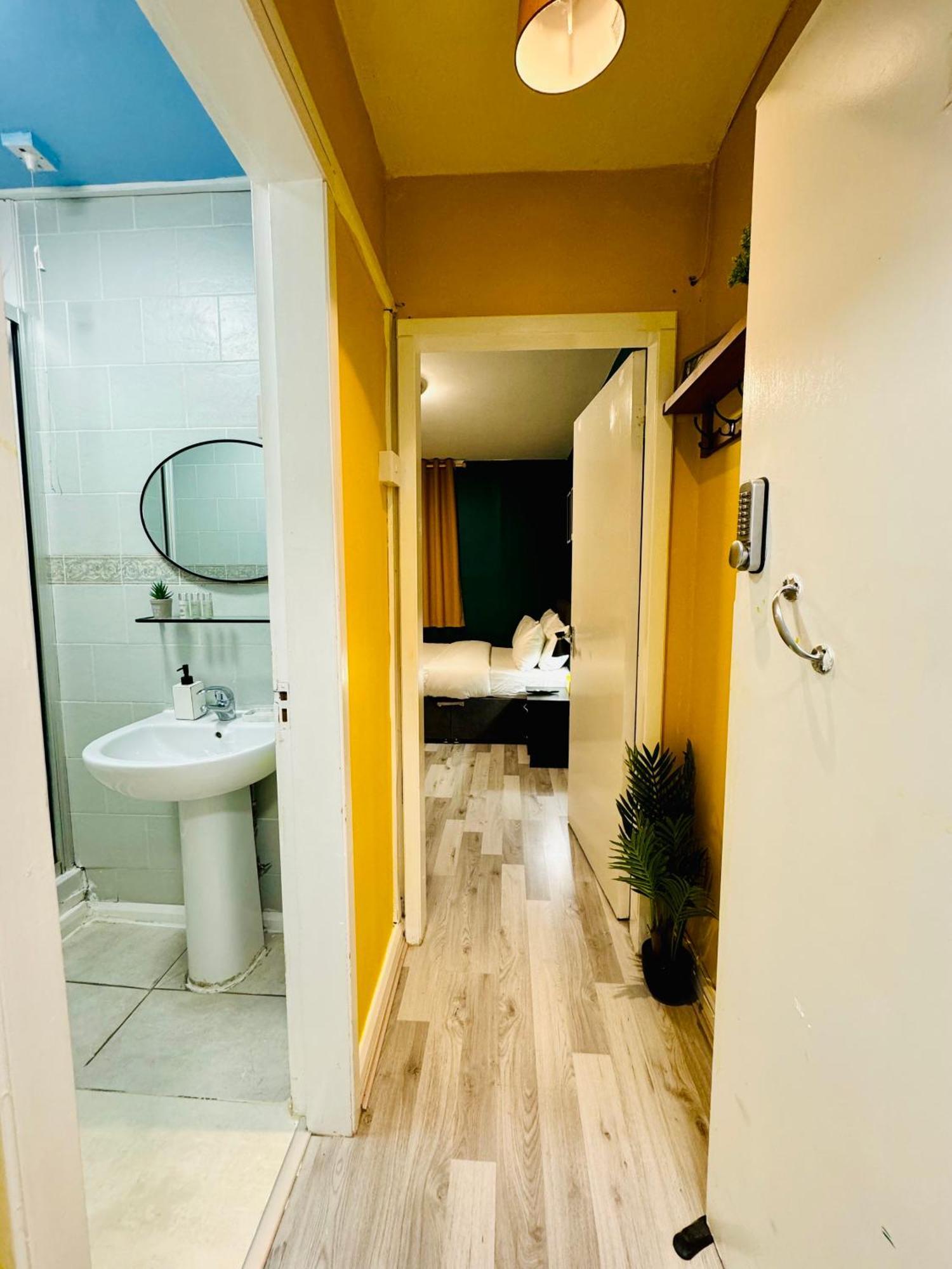 Апартаменты Unique Studio Flat In City 1110 *