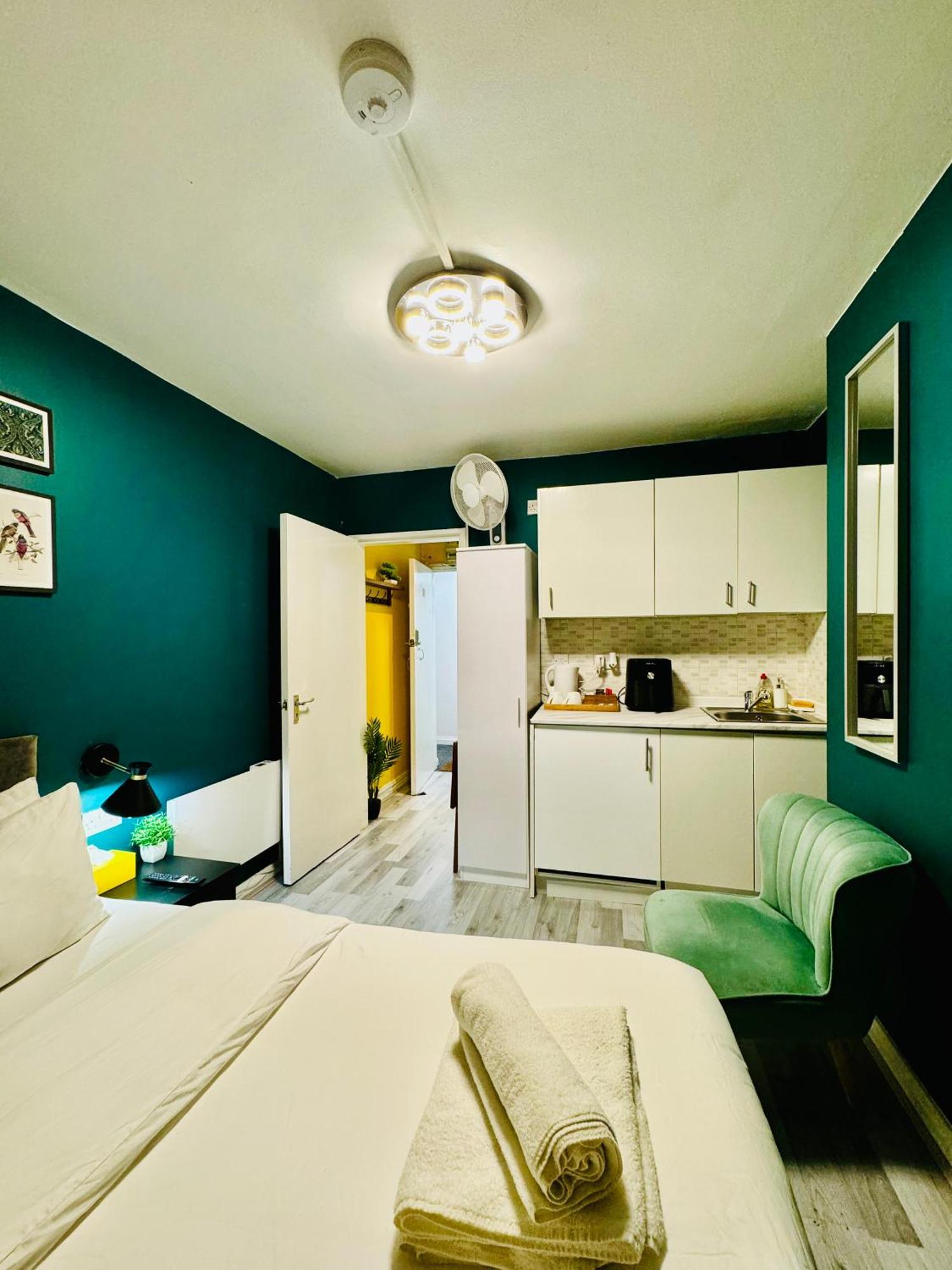 Апартаменты Unique Studio Flat In City 1110 *